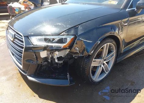 2018 Audi A3 2.0T Premium из США, поврежденный, VIN WAUGUGFF3J1074108